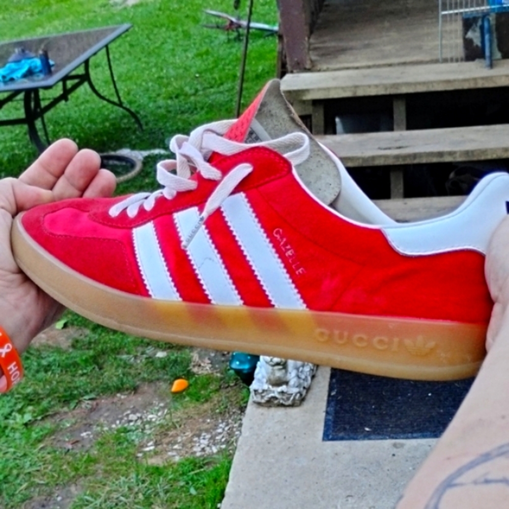 Gucci Red and White Men's Sneakers